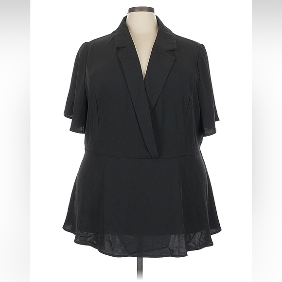 BloomChic Tops - Bloomchic Women's Black Size 26 Blouse Short Sleeve Collar V Neck NWT Plus Size